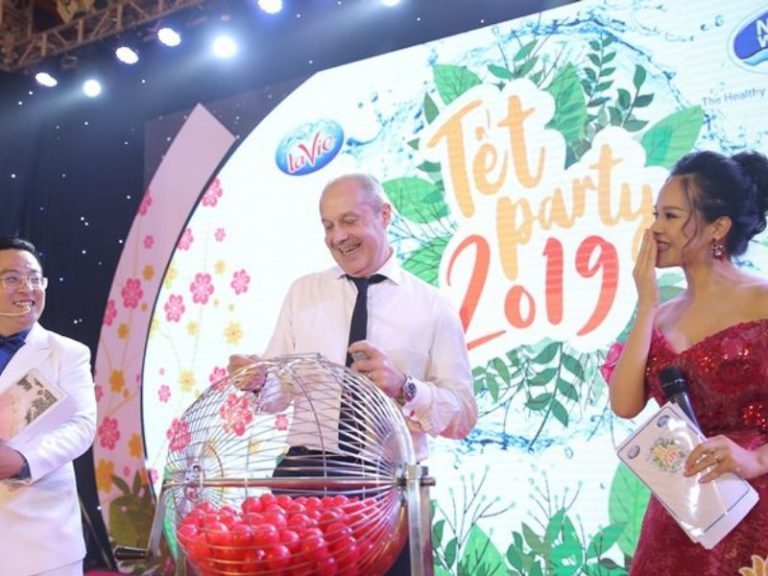 Lý do nên sử dụng dịch vụ cho thuê MC tổ chức gala cuối năm Lý do nên sử dụng dịch vụ cho thuê MC tổ chức gala cuối năm